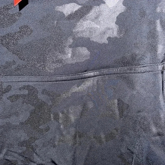 Spanx Faux Leather Matte Black Camo Leggings Size Medium - Picture 10 of 11